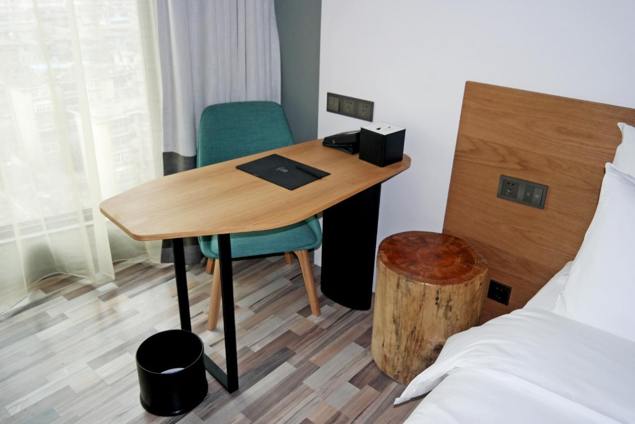M Hotel ז'נגז'ו מראה חיצוני תמונה