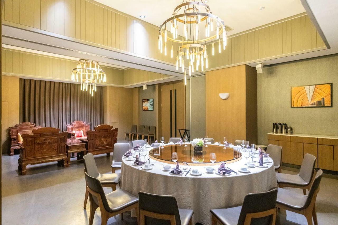 M Hotel ז'נגז'ו מראה חיצוני תמונה